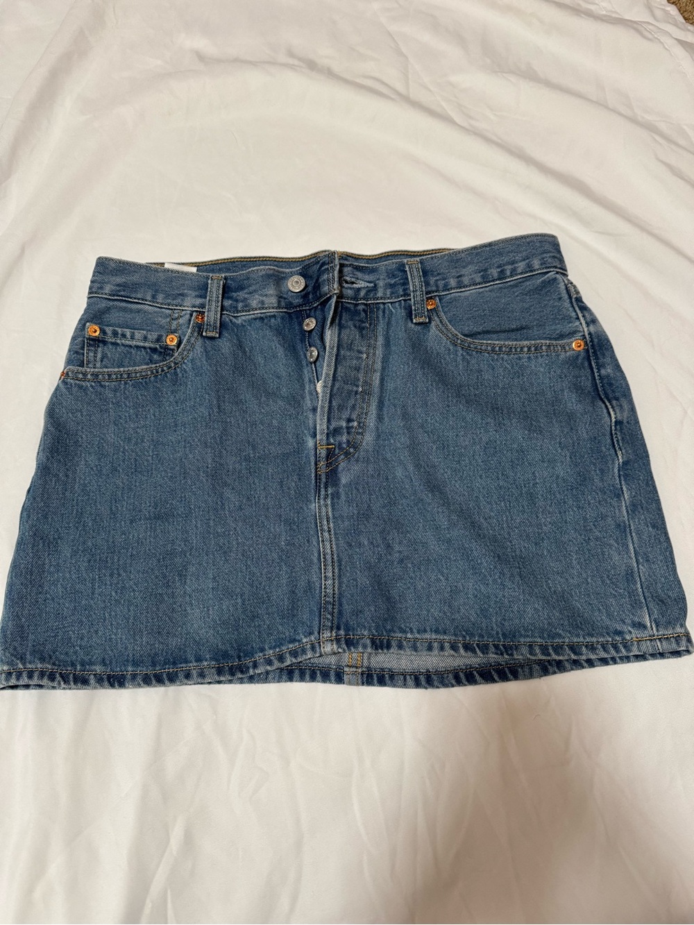 Levi's Icon Skirt Medium Blue Denim Mini Skirt with Button Fly